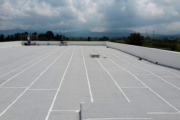 Impermeabilizacion en naves industriales